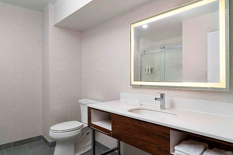 Hampton Inn By Hilton Chicopee/Springfield Ma