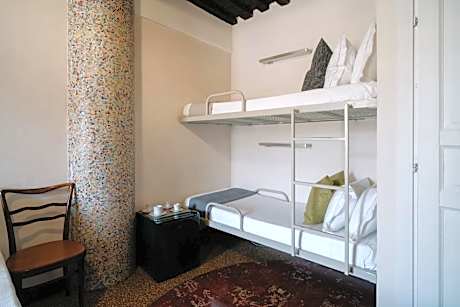 Quadruple Room with Private Bathroom