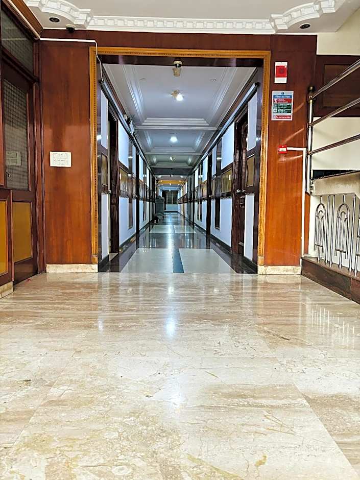 Chetan International Hotel