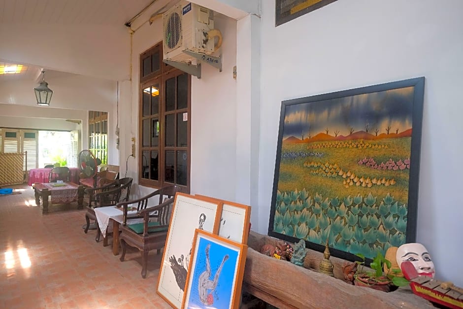 RedDoorz @ Griya Cemara Homestay Yogyakarta