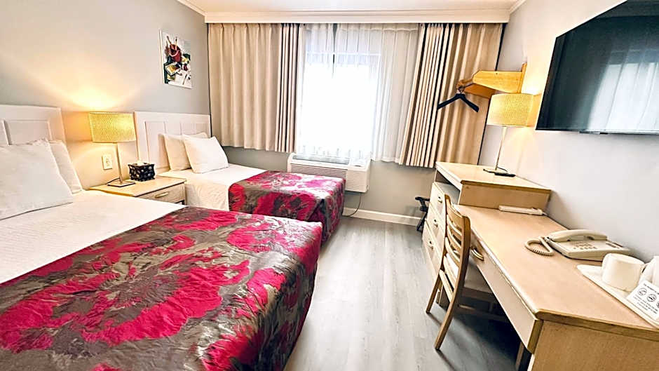 Flushing Central Hotel