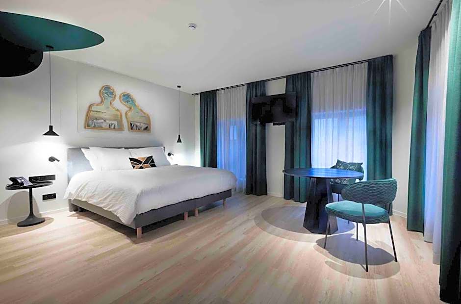 M-Street art lodging - Self check-in