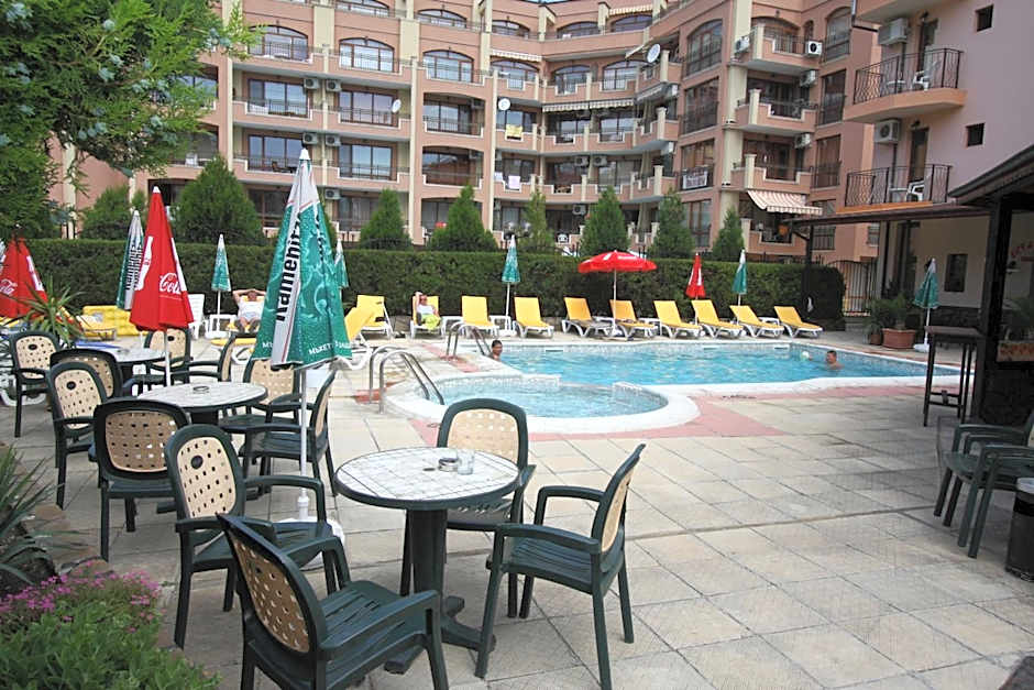 Friends Family Hotel