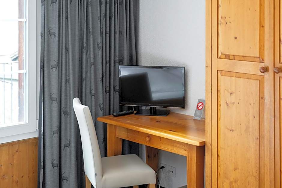 Jungfrau Lodge, Swiss Mountain Hotel