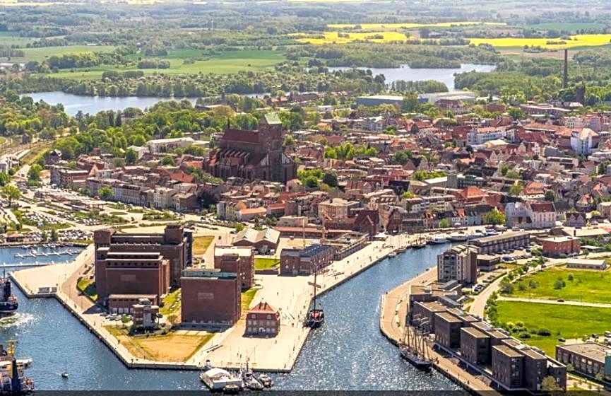 Appartment im Ohlerich Speicher in Wismar mit Stadt -und Meerblick