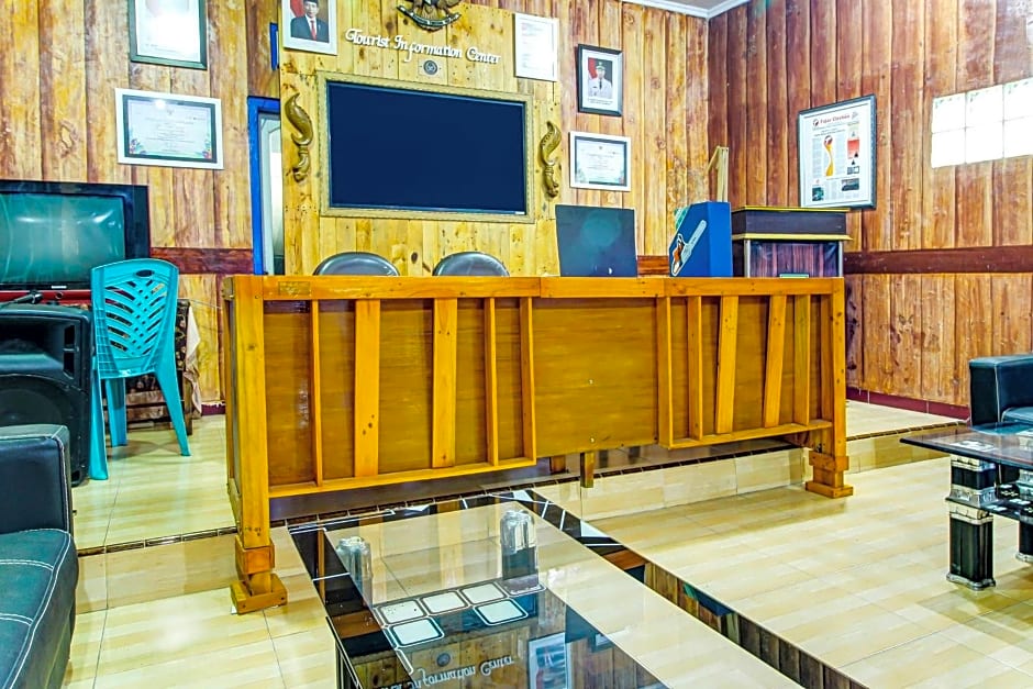 OYO HOMES 91242 Desa Wisata Cibuntu Kuningan Syariah