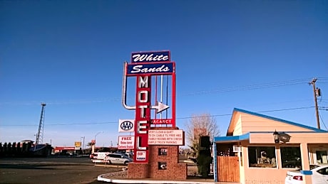 White Sands Motel