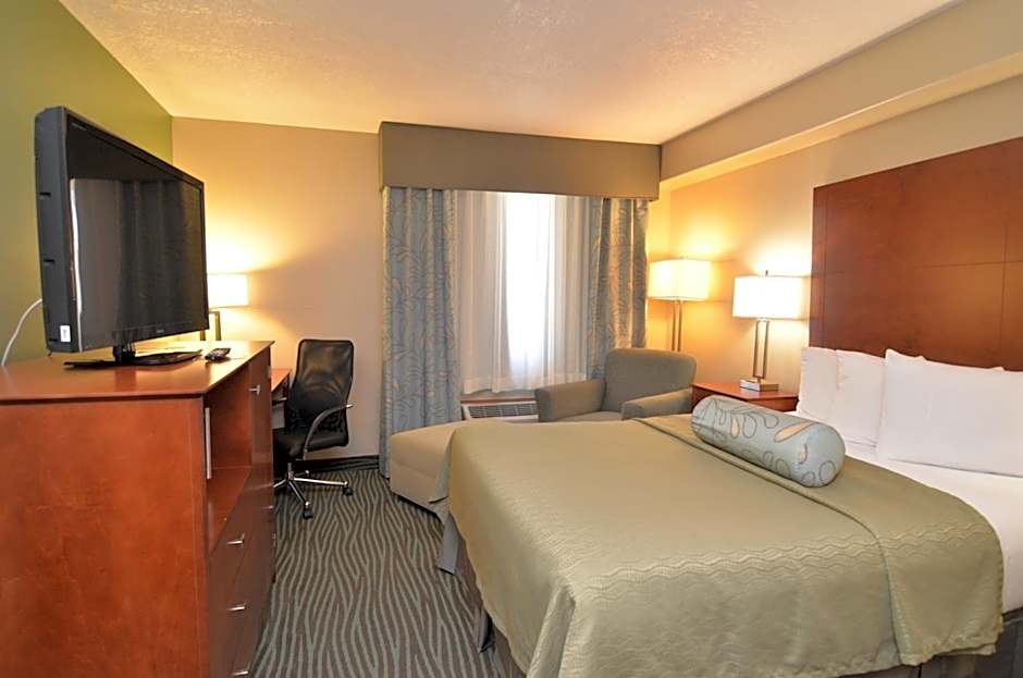 AmericInn by Wyndham Des Moines Airport