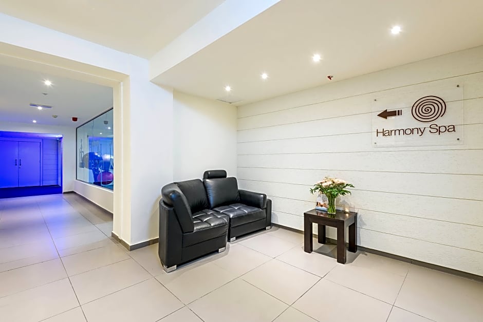 Melpo Antia Luxury Apartments & Suites