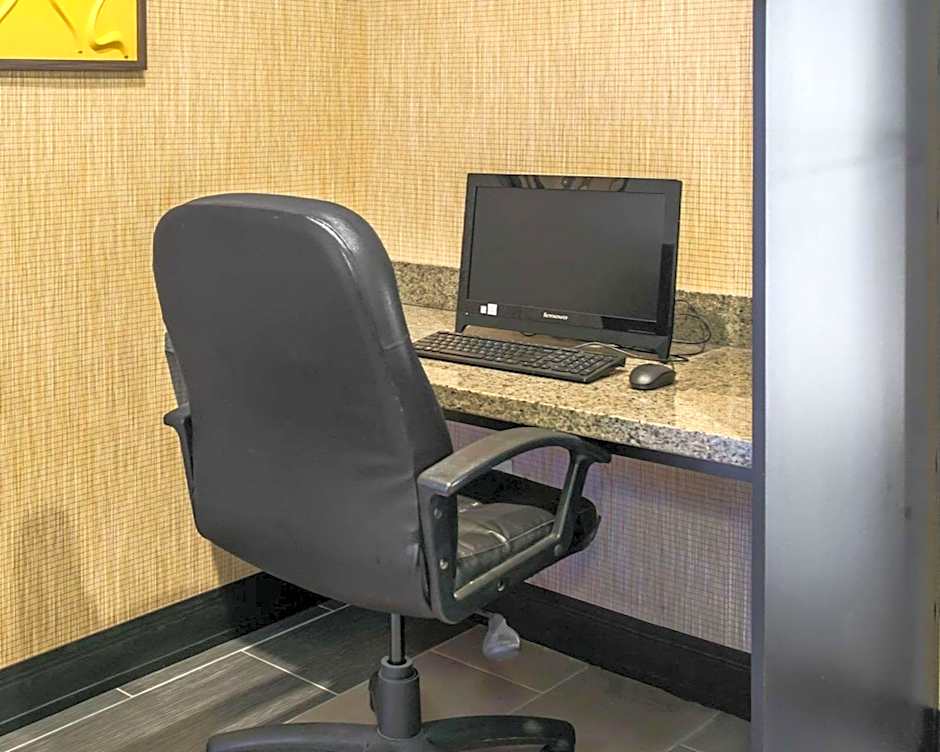 Quality Inn Franklin I-65