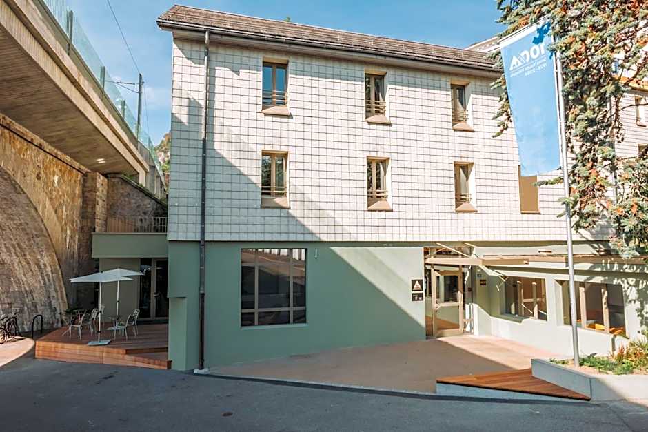 Montreux Youth Hostel