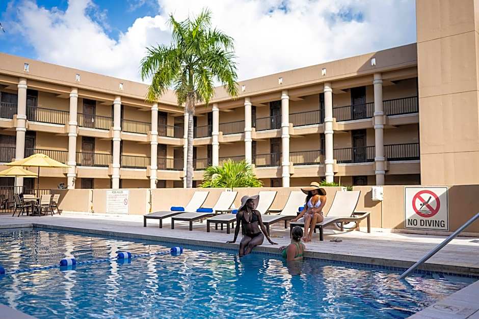 Windward Passage Hotel