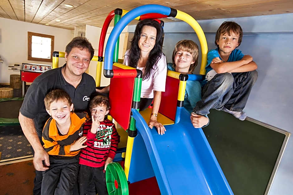 Familienhotel Alpina