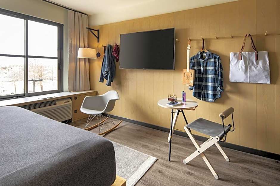 Moxy Memphis Downtown