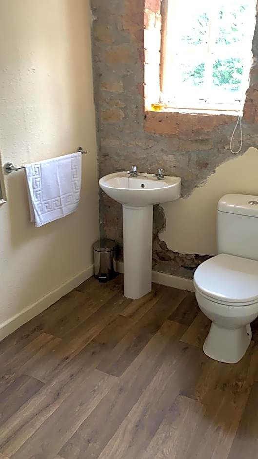 Crosskeys Inn Guest Rooms in Wye Valley