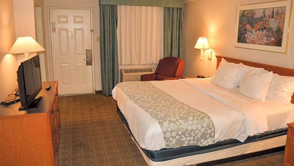 Magnuson Hotel Texarkana