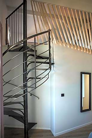 King Room with Sea View - Spiral Staircase