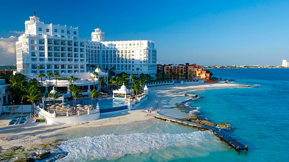 Hotel Riu Palace Las Americas - All Inclusive - Adults Only, Cancun. Die  Umgebung