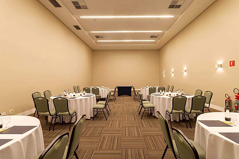 Golden Tulip Sao Jose Dos Campos