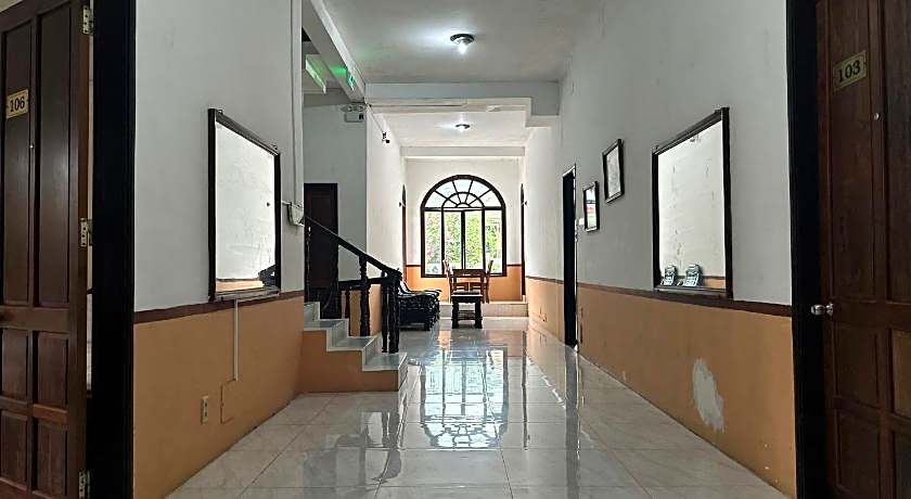 Dong Loi Hotel