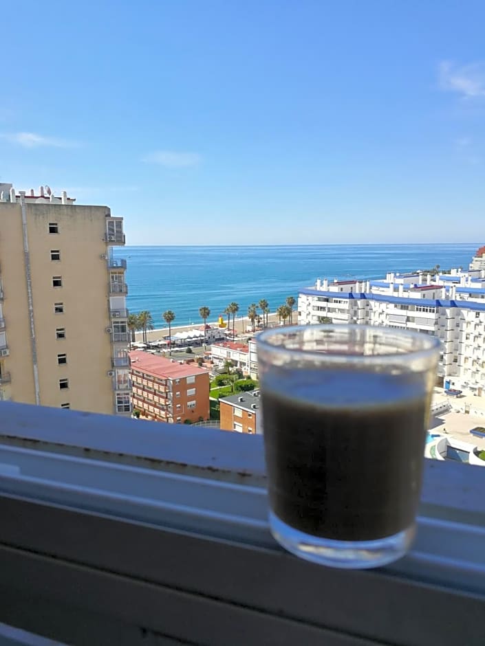 Benalmadena ,apartamento-Estudio primera Línea de Playa