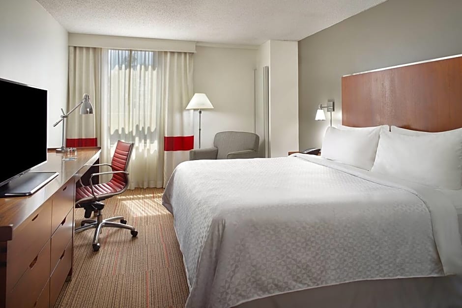 Four Points by Sheraton Charlotte