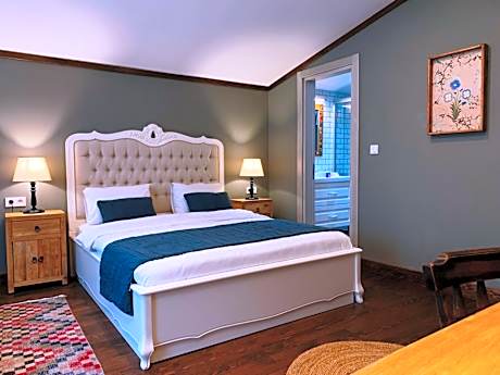 Executive Triple Room