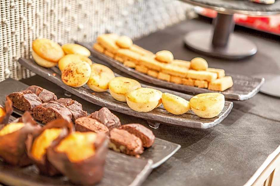 NOHA Lifestyle Hotel - Adults Only