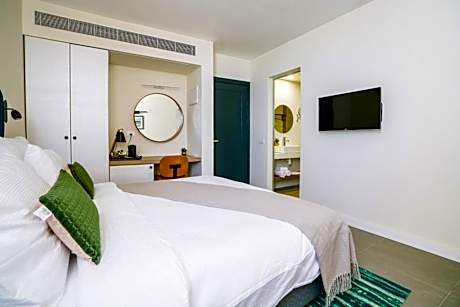 Deluxe Double or Twin Room with Sea View