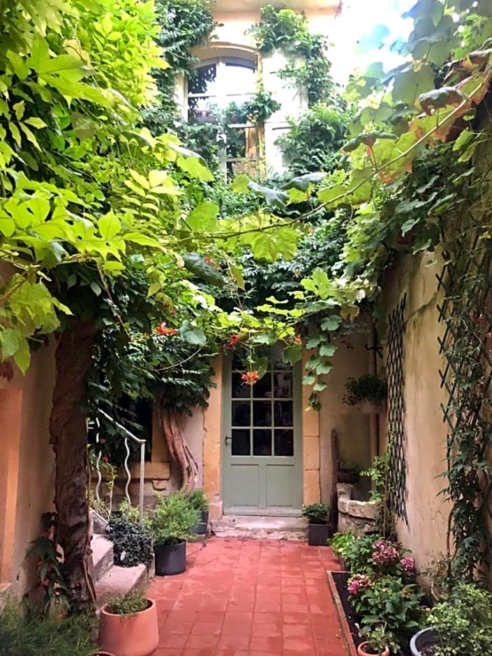 Le Patio d'Arles