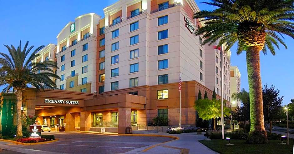 Embassy Suites By Hilton Hotel Sacramento-Riverfront Promenade