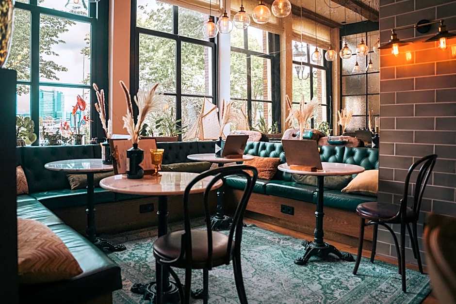 The Hendrick's Hotel