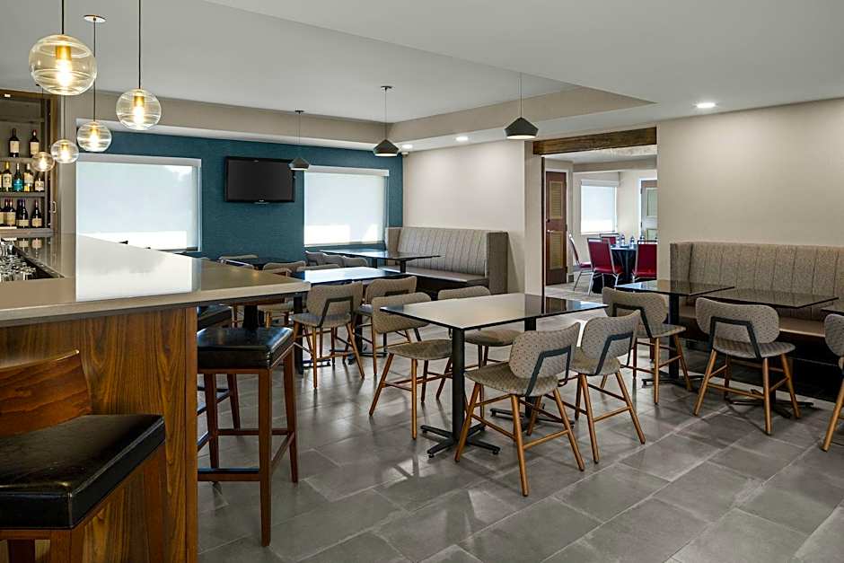 Four Points by Sheraton Newark Christiana Wilmington