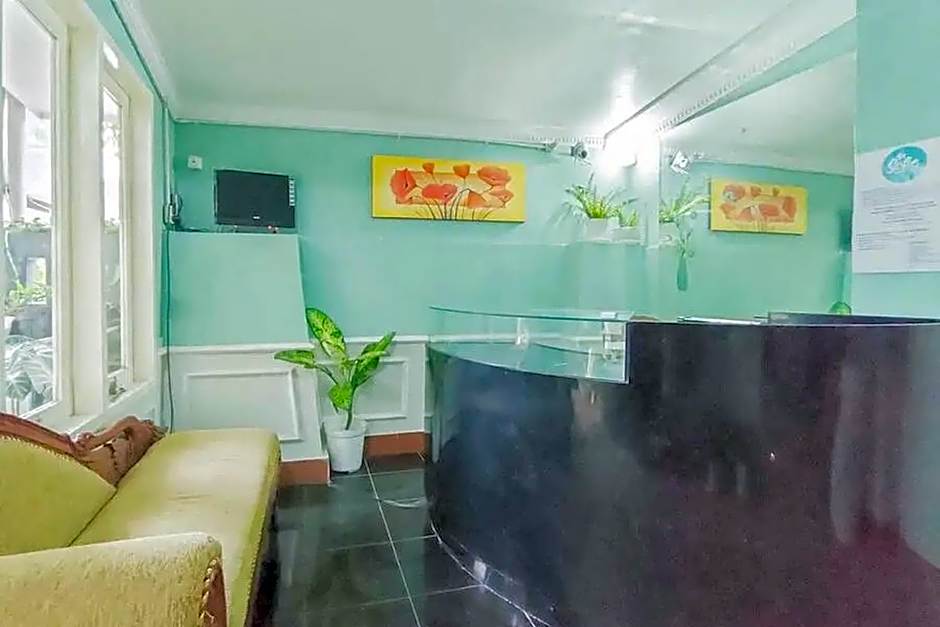 RedDoorz Syariah at Prapen Jaya Surabaya