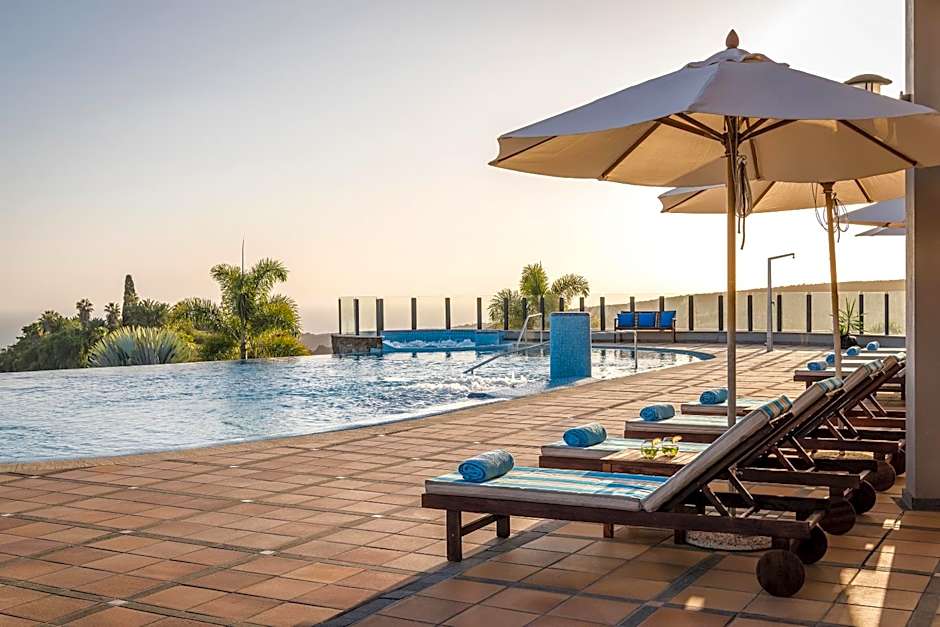 Casa León Royal Retreat