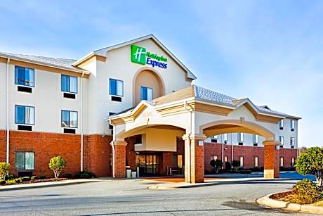 Holiday Inn Express Forest City by IHG
