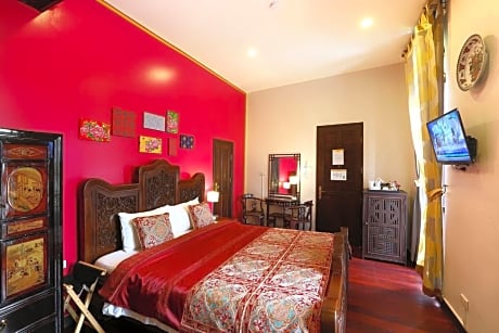 Specialty Room, 1 King Bed