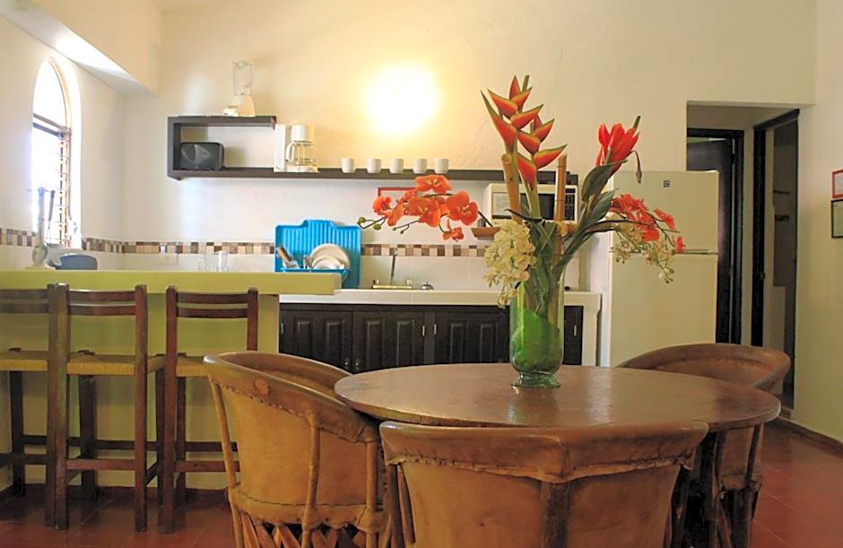 Suites Plaza del Rio