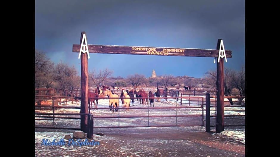 Tombstone Monument Guest Ranch