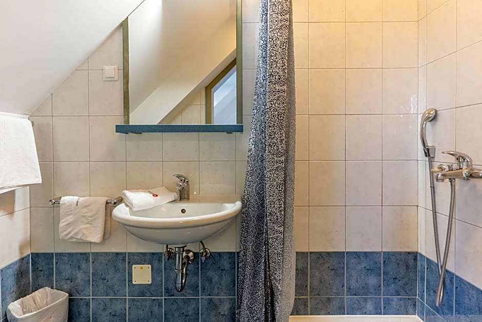 Hotel Krvavec