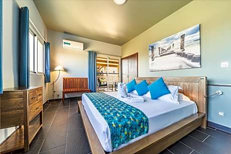 Suite with Sea View