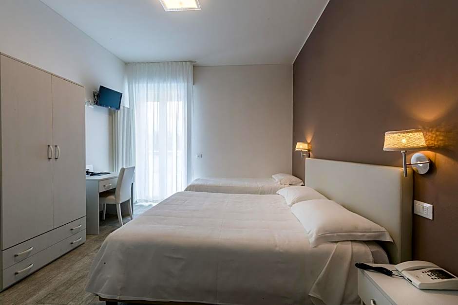 Hotel Saviola