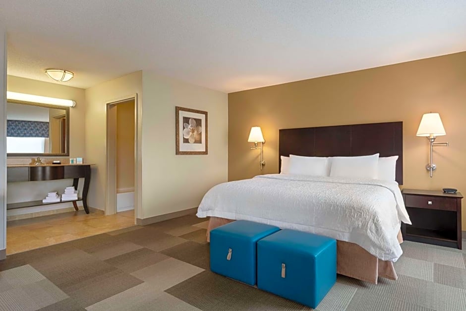 Hampton Inn By Hilton & Suites Atlanta Airport West/Camp Creek Pkwy