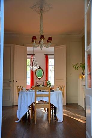 la maison, chambre d'hôtes de charme et atelier d'artiste, Libourne saint Emilion