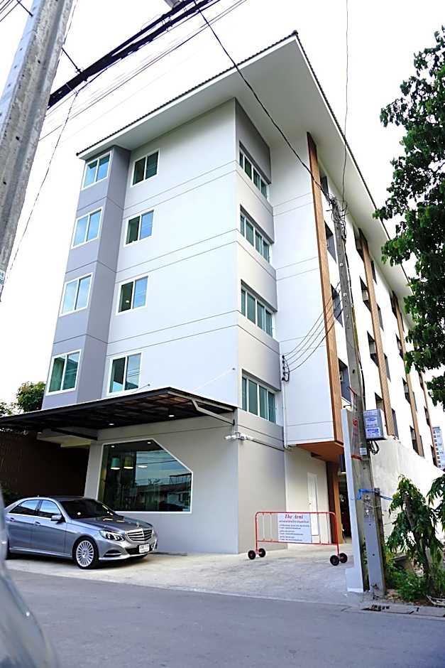 The Arni Sukhumvit 101