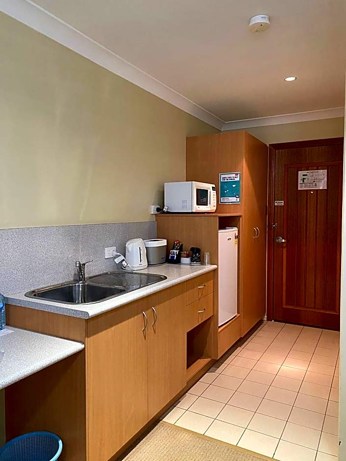 Country Roads Motor Inn Gayndah