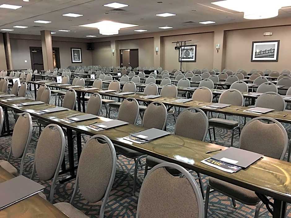 Best Western Plus Kingston Hotel And Conference Center