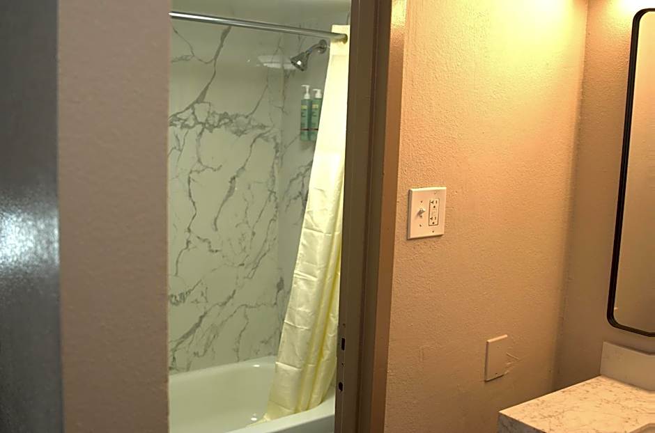 SureStay by Best Western Atlanta Northeast