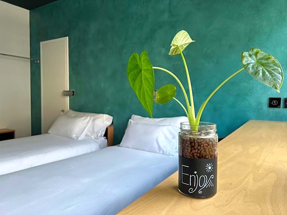 Riva Rooms & Studios - Check-In 24hr