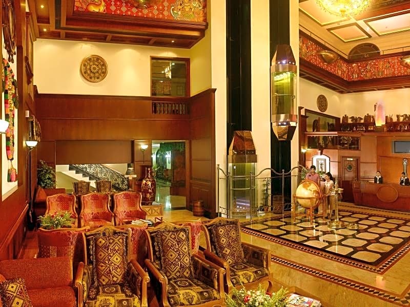 Regant Lake Palace Hotel